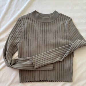 Gray Ribbed Crew Neck Sweater